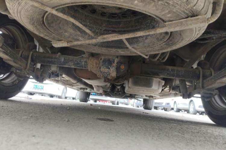 Used Wuling Zhengcheng 2021 1.5T Manual Comfort Version Chassis Rear