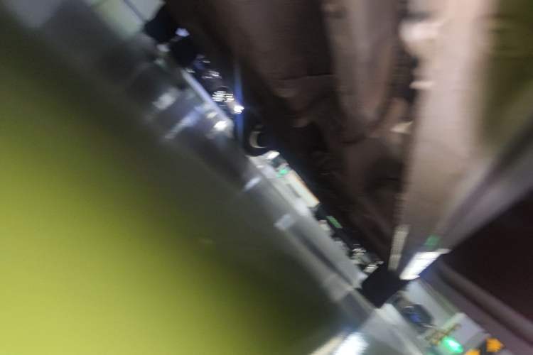 Used Wuling Zhengcheng 2021 1.5T Manual Luxury Version Chassis Rear Right
