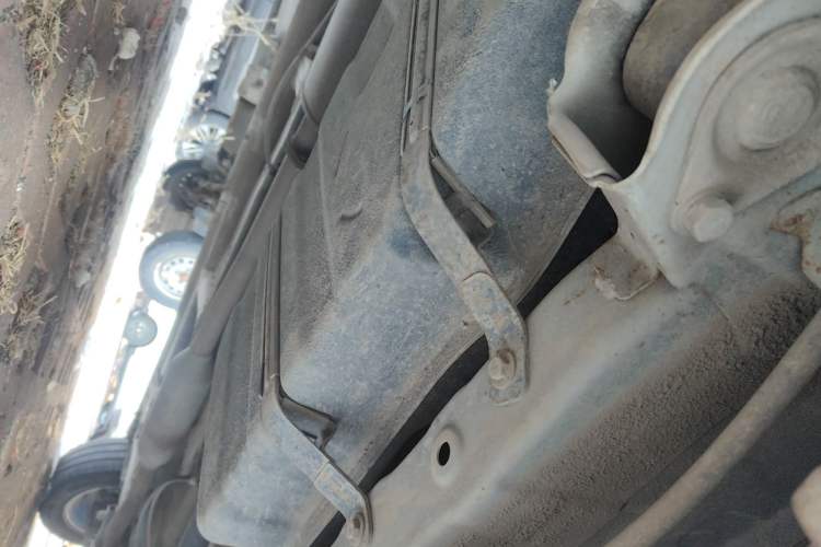 Used Wuling Zhengcheng 2021 1.5T Manual Luxury Version Chassis Rear Right