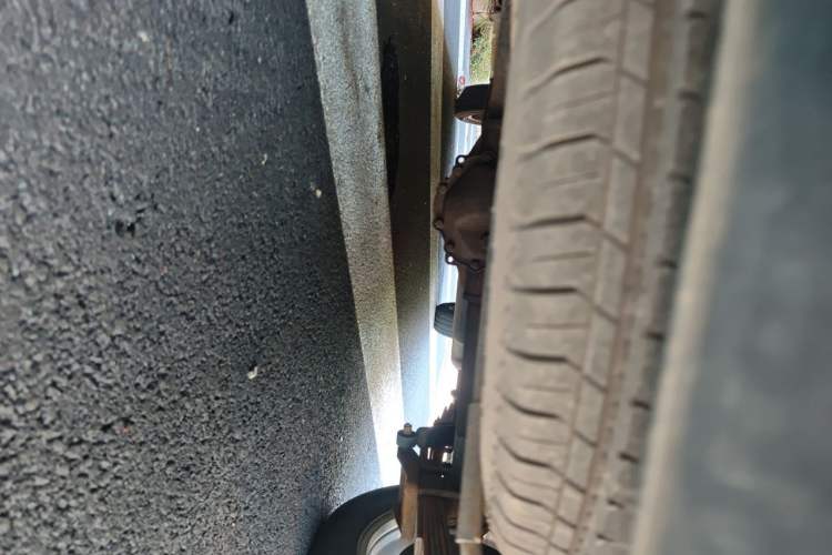 Used Wuling Zhengcheng 2021 1.5T Manual Comfort Version Chassis Rear
