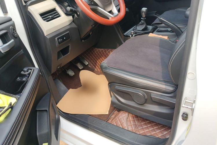 Used Wuling Zhengcheng 2021 1.5T Manual Luxury Version Driver Seat