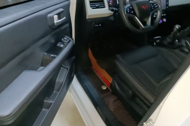 Used Wuling Zhengcheng 2021 1.5T Manual Luxury Version Driver Seat
