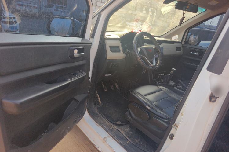 Used Wuling Zhengcheng 2021 1.5T Manual Luxury Version Driver Seat