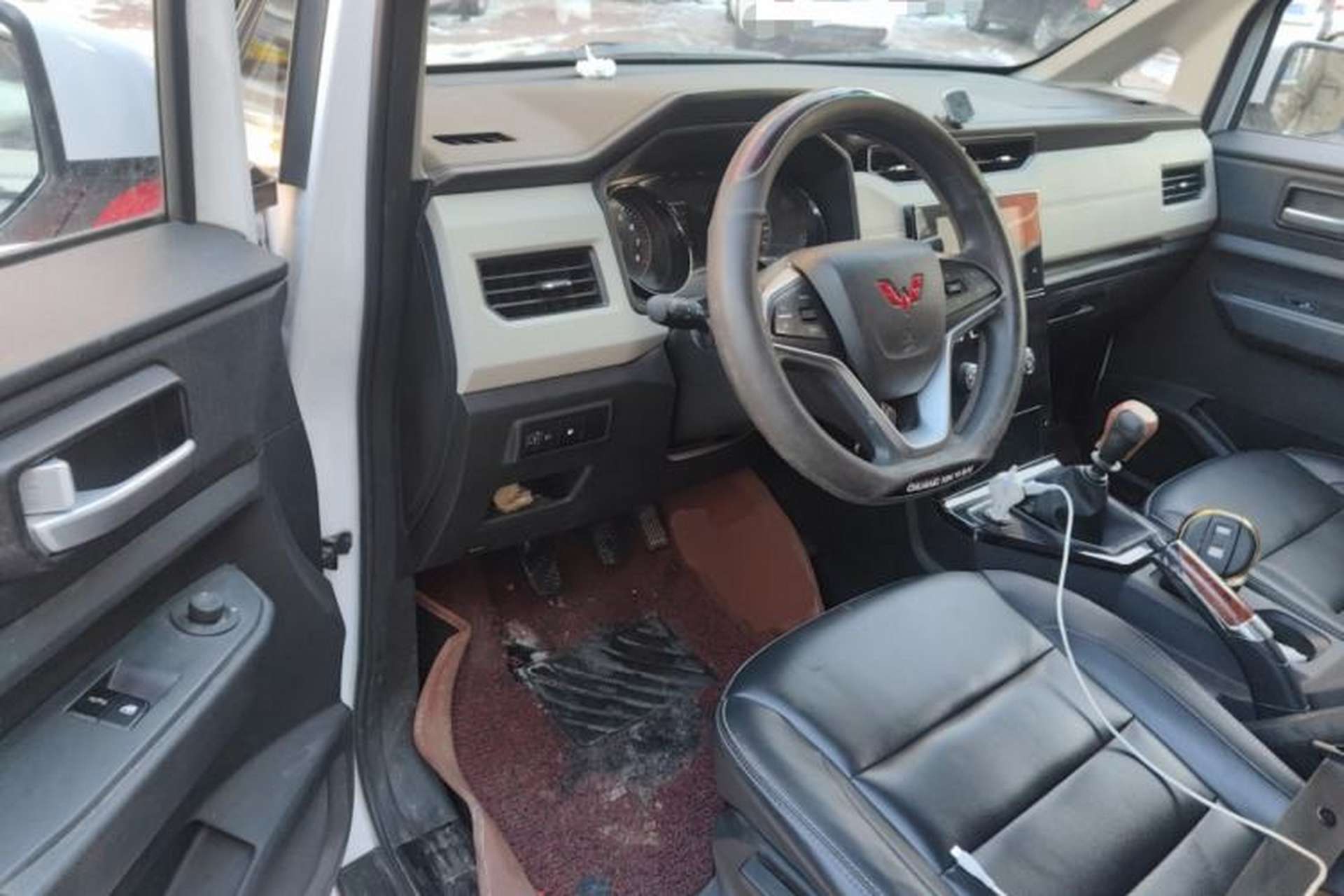 Used Wuling Zhengcheng 2021 1.5T Manual Luxury Version Driver Seat