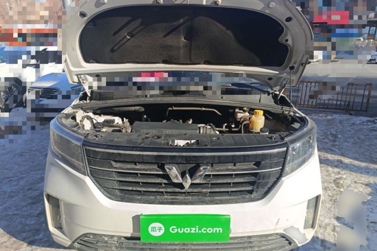 Used Wuling Zhengcheng 2021 1.5T Manual Luxury Version Engine Bay