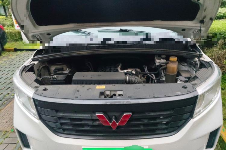 Used Wuling Zhengcheng 2021 1.5T Manual Comfort Version Engine Bay