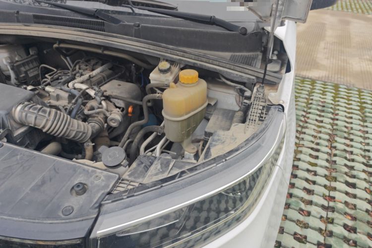 Used Wuling Zhengcheng 2021 1.5T Manual Luxury Version Engine Bay Left