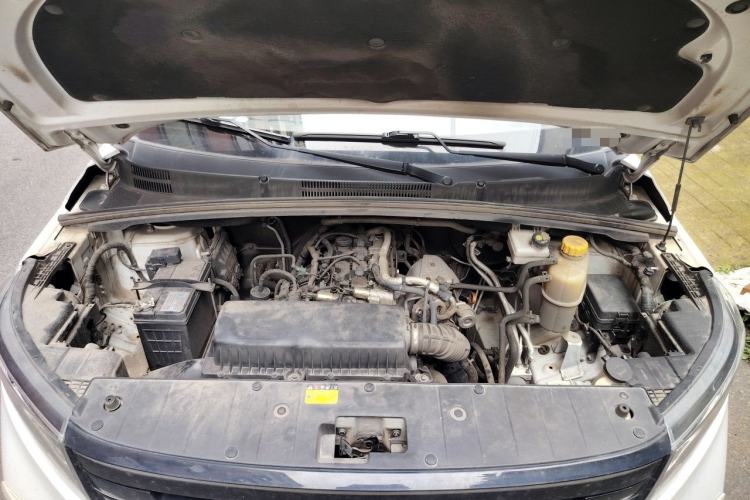 Used Wuling Zhengcheng 2021 1.5T Manual Luxury Version Engine Bay