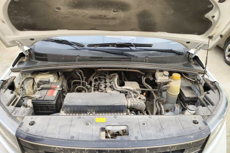 Used Wuling Zhengcheng 2021 1.5T Manual Luxury Version Engine Bay