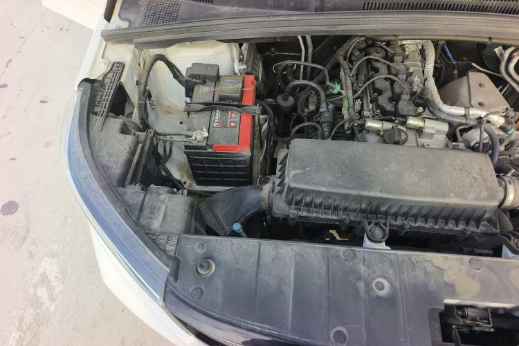 Used Wuling Zhengcheng 2021 1.5T Manual Luxury Version Engine Bay Right
