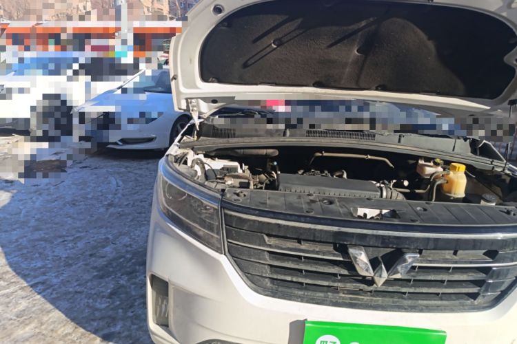 Used Wuling Zhengcheng 2021 1.5T Manual Luxury Version Engine Bay Right