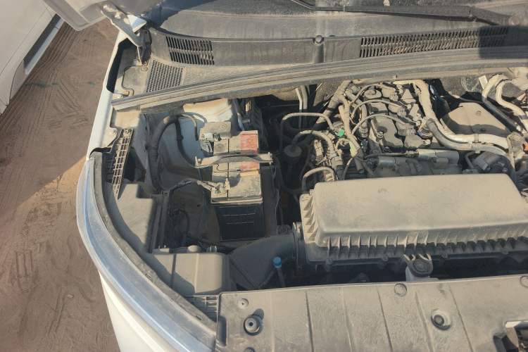 Used Wuling Zhengcheng 2021 1.5T Manual Luxury Version Engine Bay Right