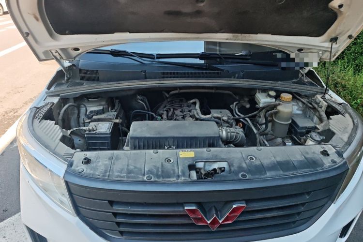 Used Wuling Zhengcheng 2021 1.5T Manual Comfort Version Engine Bay