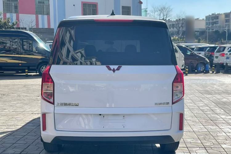 Used Wuling Zhengcheng 2021 1.5T Manual Comfort Version Exterior 1