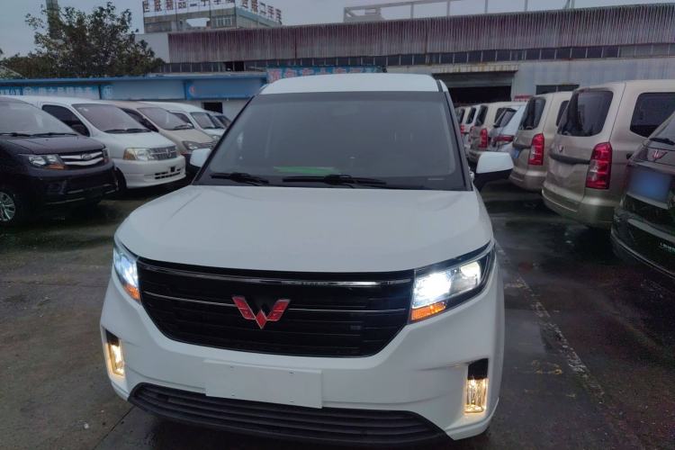 Used Wuling Zhengcheng 2021 1.5T Manual Luxury Version Exterior 1