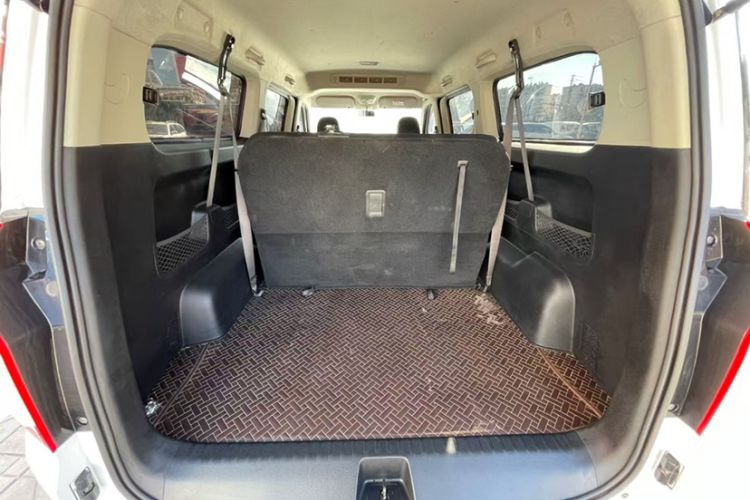 Used Wuling Zhengcheng 2021 1.5T Manual Comfort Version Exterior 2