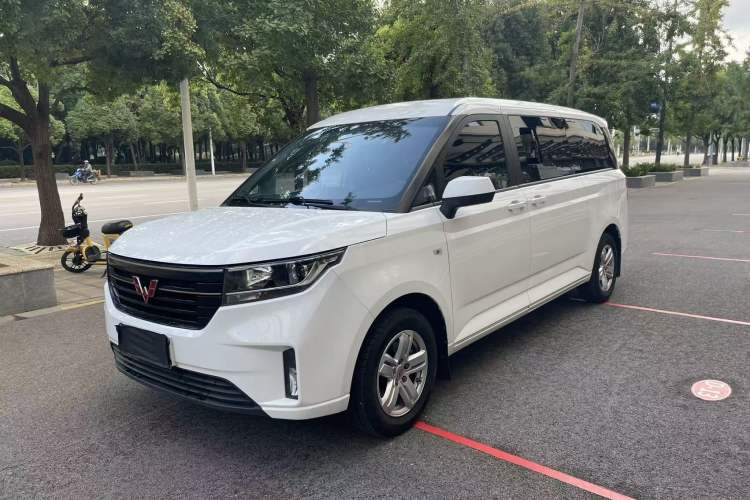 Used Wuling Zhengcheng 2021 1.5T Manual Luxury Version Exterior 2
