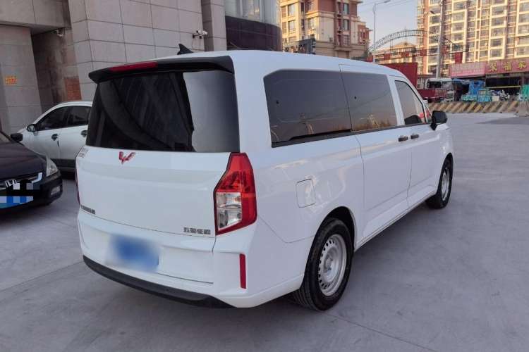 Used Wuling Zhengcheng 2021 1.5T Manual Comfort Version Exterior 3