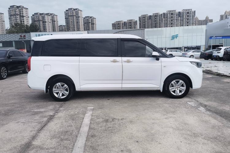 Used Wuling Zhengcheng 2021 1.5T Manual Luxury Version Exterior 3