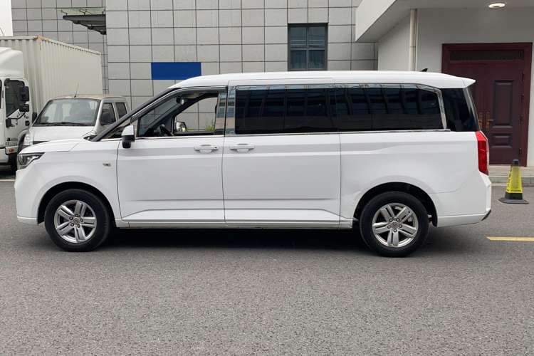 Used Wuling Zhengcheng 2021 1.5T Manual Luxury Version Exterior 3