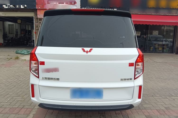 Used Wuling Zhengcheng 2021 1.5T Manual Comfort Version Exterior 4