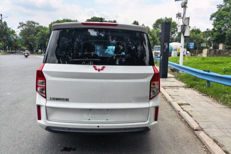 Used Wuling Zhengcheng 2021 1.5T Manual Luxury Version Exterior 4
