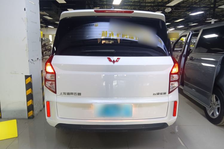 Used Wuling Zhengcheng 2021 1.5T Manual Luxury Version Exterior 4
