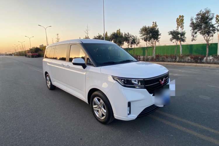 Used Wuling Zhengcheng 2021 1.5T Manual Luxury Commercial Vehicle Exterior 5