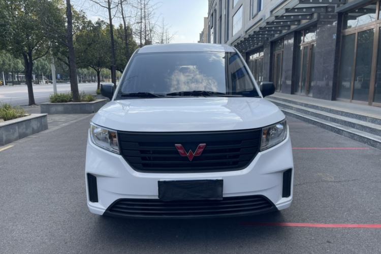Used Wuling Zhengcheng 2021 1.5T Manual Comfort Version Exterior 6
