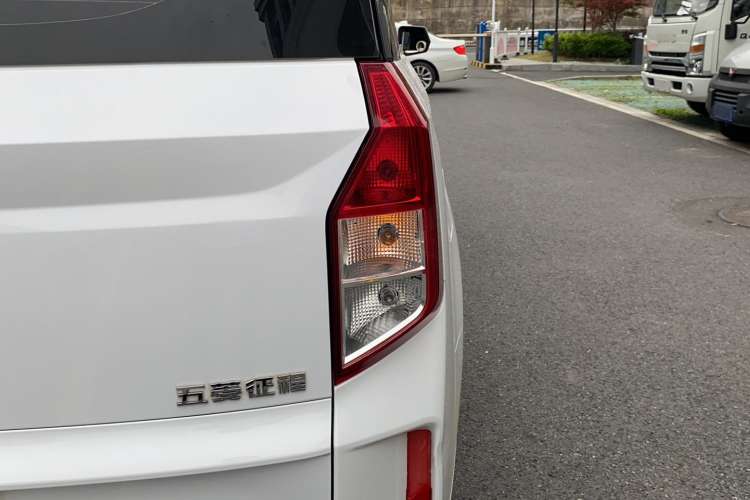 Used Wuling Zhengcheng 2021 1.5T Manual Luxury Version Exterior 6