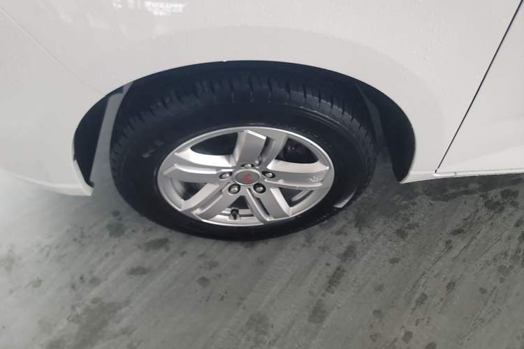 Used Wuling Zhengcheng 2021 1.5T Manual Luxury Version Exterior 7
