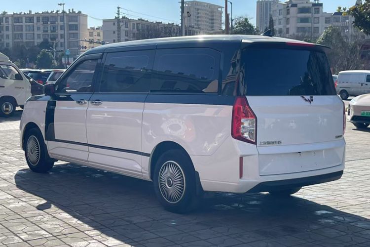 Used Wuling Zhengcheng 2021 1.5T Manual Comfort Version Exterior 7