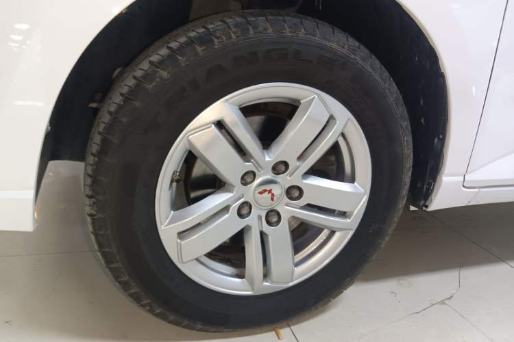 Used Wuling Zhengcheng 2021 1.5T Manual Luxury Version Exterior 7