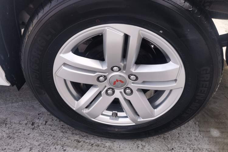 Used Wuling Zhengcheng 2021 1.5T Manual Luxury Version Exterior 7