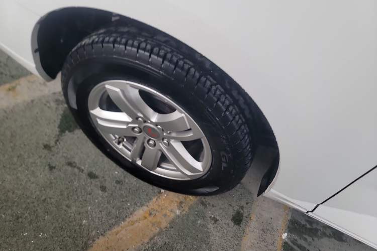 Used Wuling Zhengcheng 2021 1.5T Manual Luxury Version Exterior 8