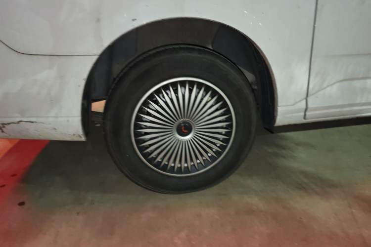 Used Wuling Zhengcheng 2021 1.5T Manual Luxury Version Exterior 8