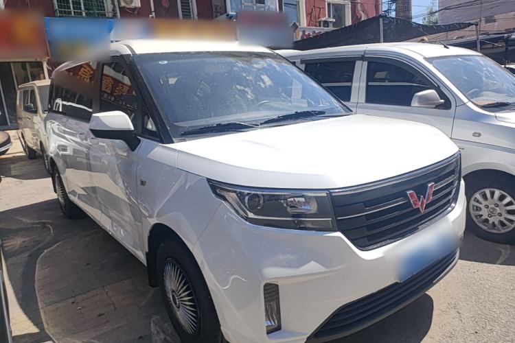Used Wuling Zhengcheng 2021 1.5T Manual Luxury Version Front Right 45 Deg