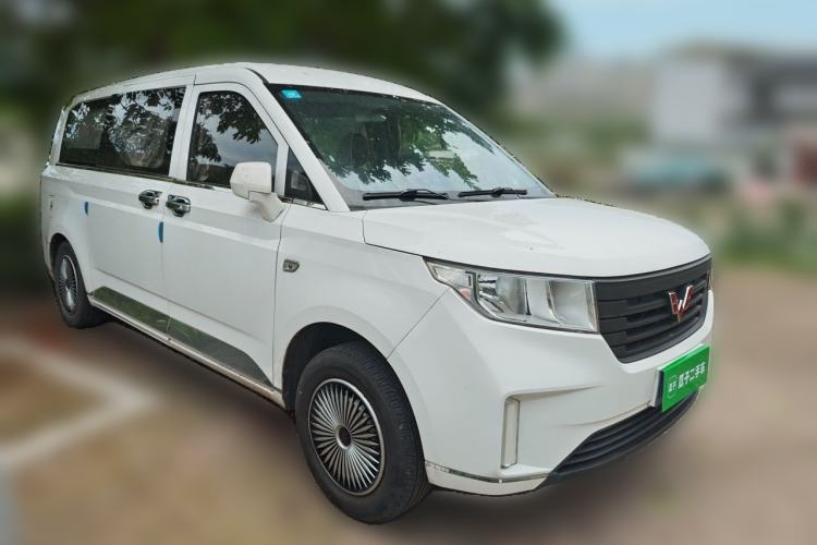 Used Wuling Zhengcheng 2021 1.5T Manual Comfort Version Front Right 45 Deg
