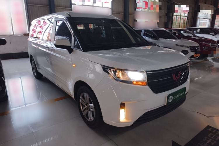 Used Wuling Zhengcheng 2021 1.5T Manual Luxury Version Front Right 45 Deg