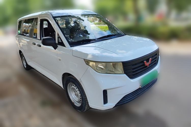 Used Wuling Zhengcheng 2021 1.5T Manual Comfort Version Front Right 45 Deg