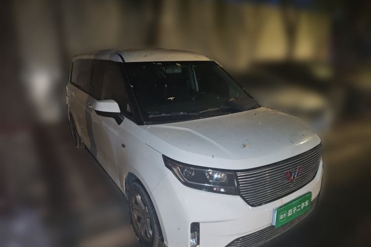 Used Wuling Zhengcheng 2021 1.5T Manual Luxury Version Front Right 45 Deg