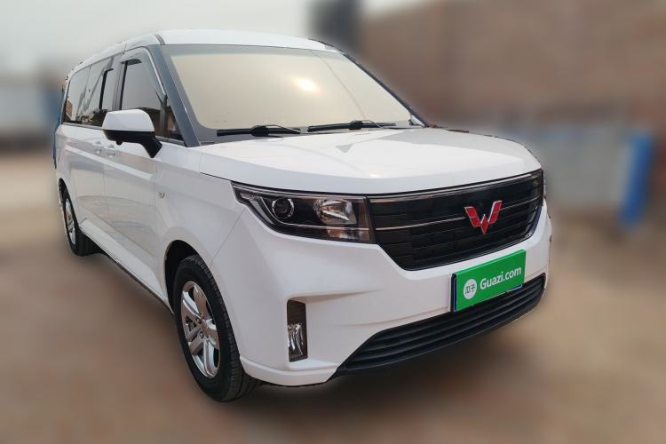 Used Wuling Zhengcheng 2021 1.5T Manual Luxury Version Front Right 45 Deg