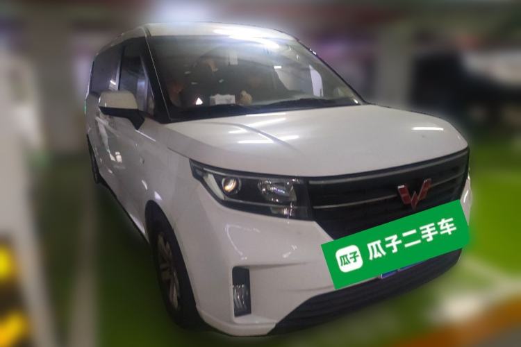 Used Wuling Zhengcheng 2021 1.5T Manual Luxury Version Front Right 45 Deg