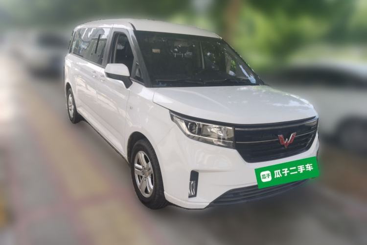 Used Wuling Zhengcheng 2021 1.5T Manual Luxury Version Front Right 45 Deg