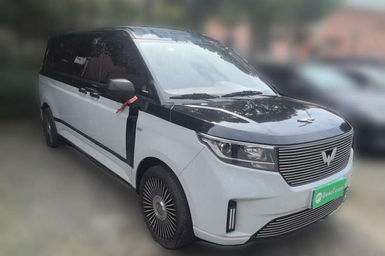 Used Wuling Zhengcheng 2021 1.5T Manual Comfort Version Front Right 45 Deg