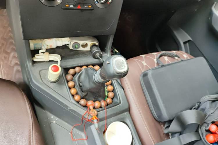 Used Wuling Zhengcheng 2021 1.5T Manual Comfort Version Gear Lever