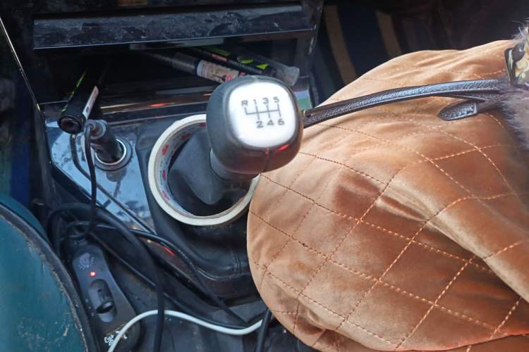 Used Wuling Zhengcheng 2021 1.5T Manual Luxury Version Gear Lever