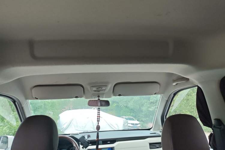 Used Wuling Zhengcheng 2021 1.5T Manual Comfort Version Headliner