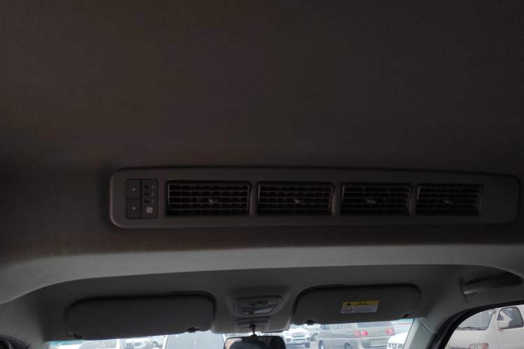 Used Wuling Zhengcheng 2021 1.5T Manual Luxury Version Headliner