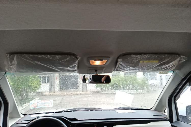 Used Wuling Zhengcheng 2021 1.5T Manual Luxury Version Headliner